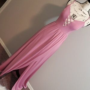 Sexy Maxi dress with high split!